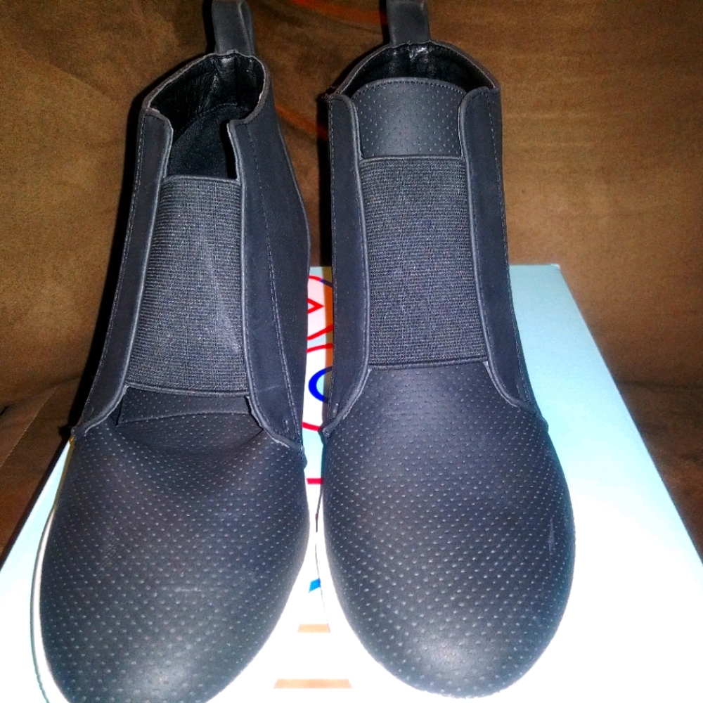 Sneakers New with tags